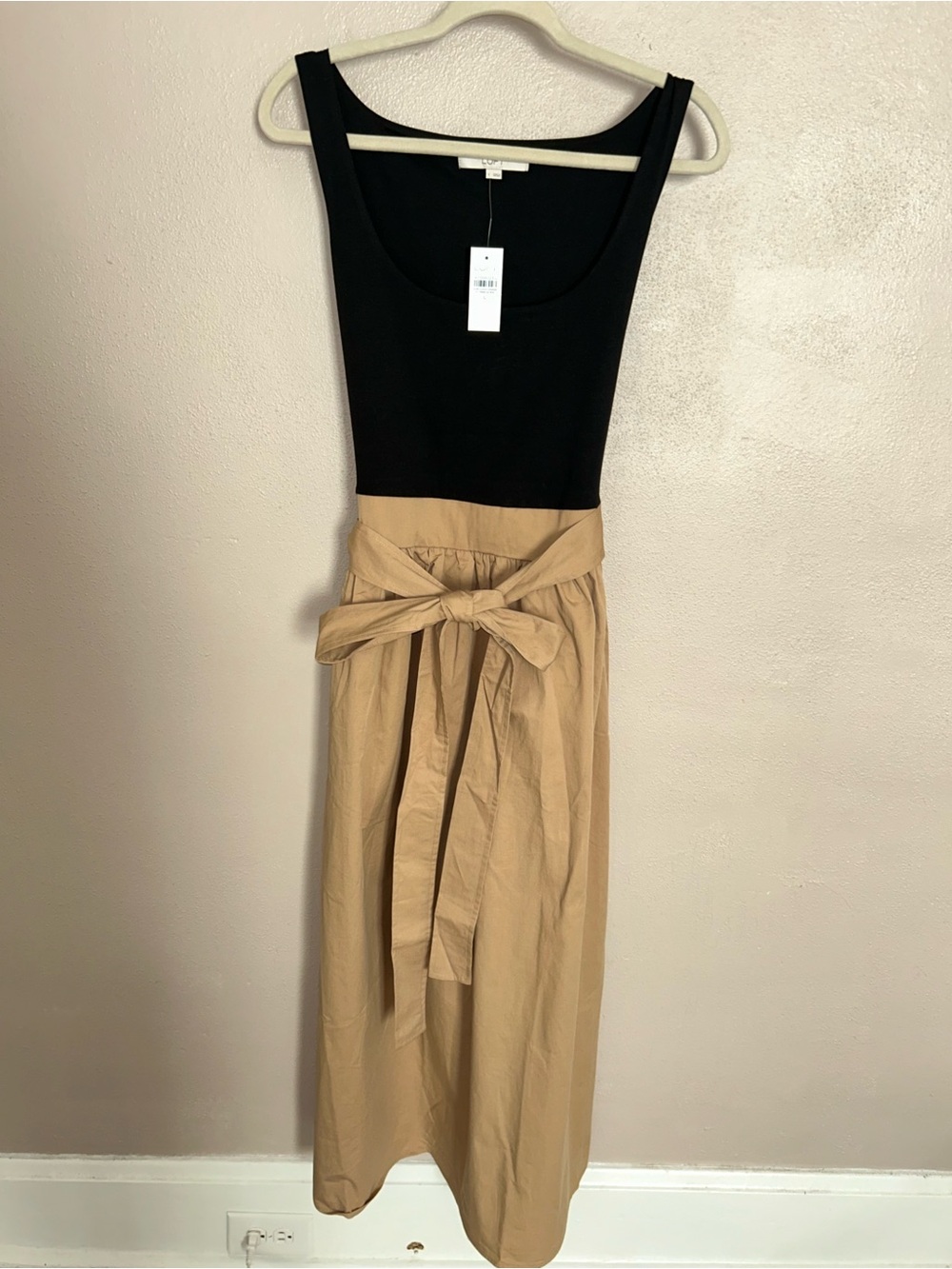 LOFT Tan Maxi A-Line Skirt with Gathered Waist - Picture 2 of 4